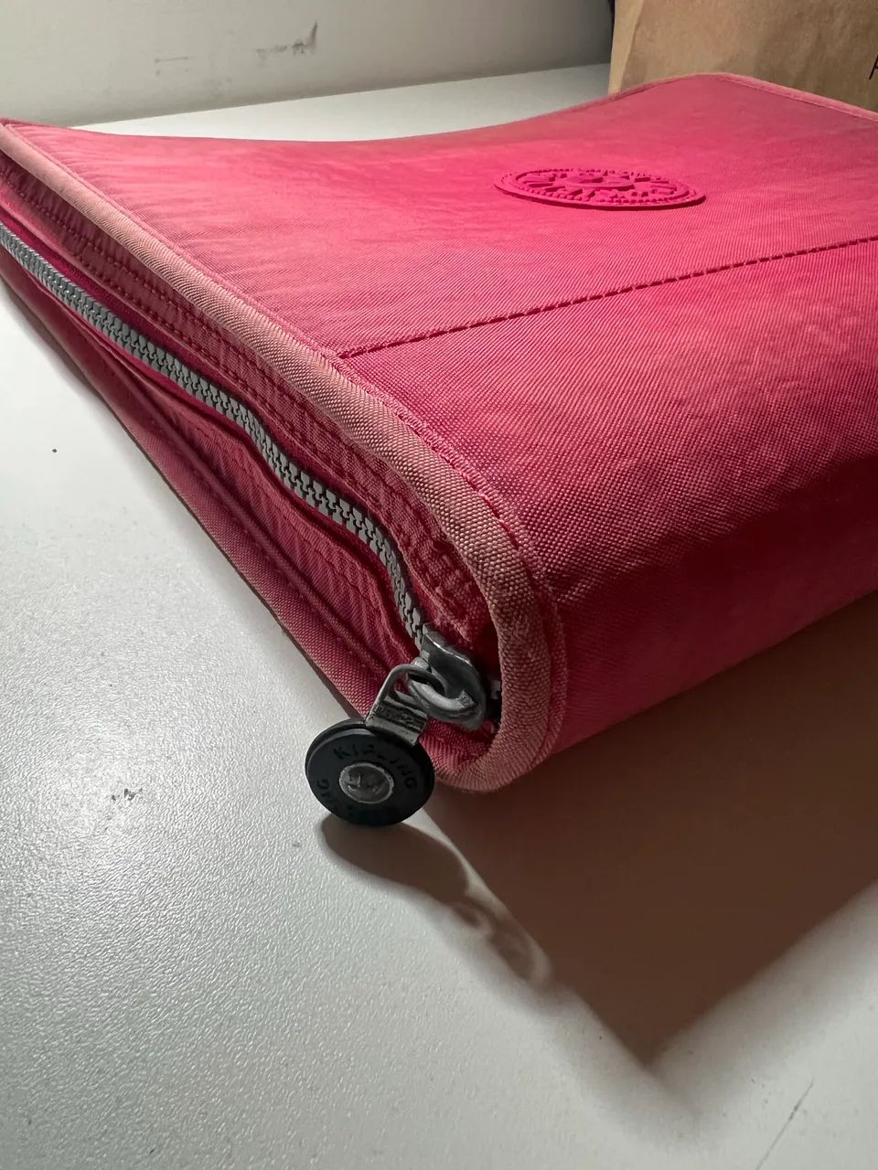 Fichário Kipling rosa - usado, bom estado, com zíper e bolsos internos. - Foto 5