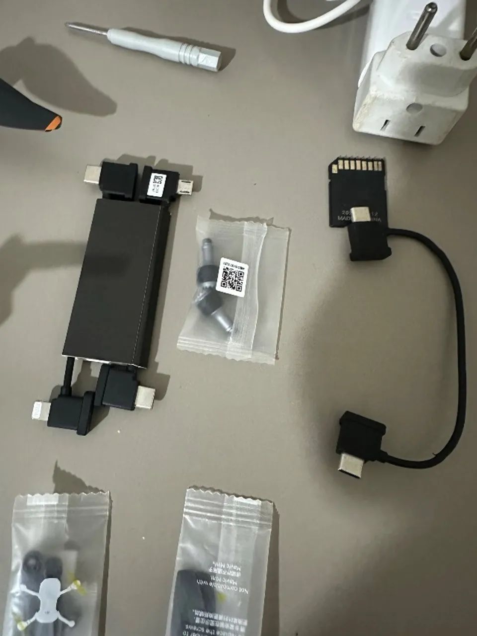 DJI Mini 2 Fly More Combo completo - com defeito apenas no gimbal - Foto 3