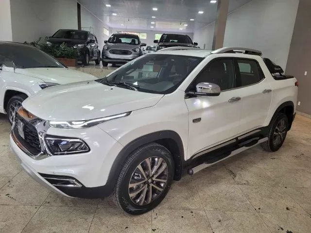 Fiat Toro ano 2023