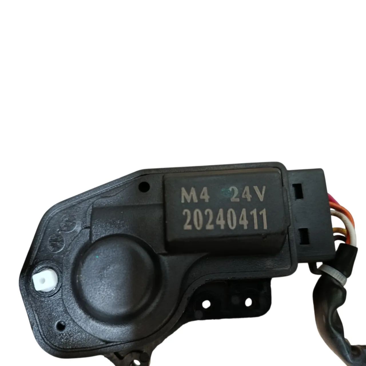 MOTOR ATUADOR TRAVA ELETRICA PORTA ESQ FOTON AUMARK S715 24V - Foto 3