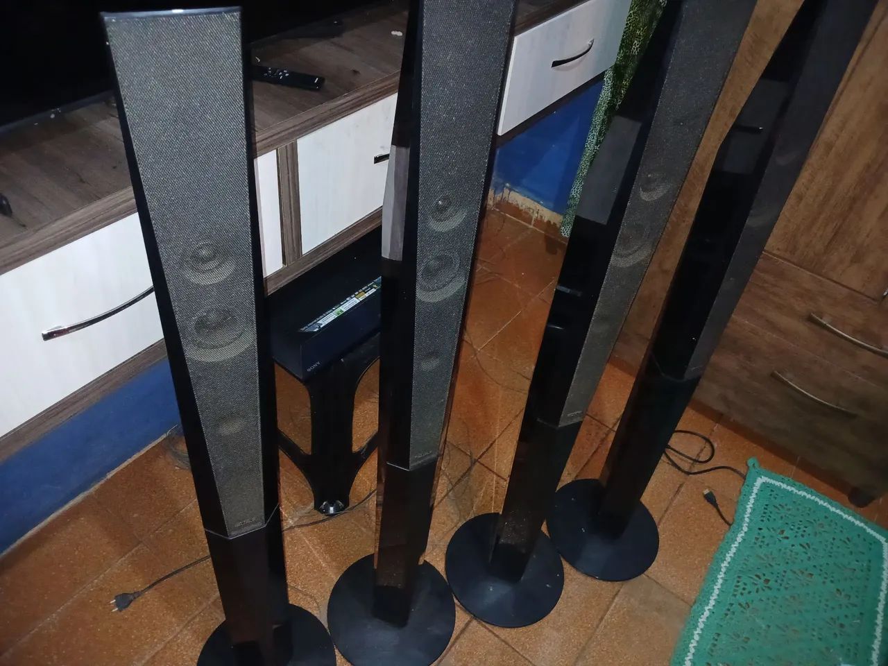 Home theater sony Blu-ray com 4 caixas.