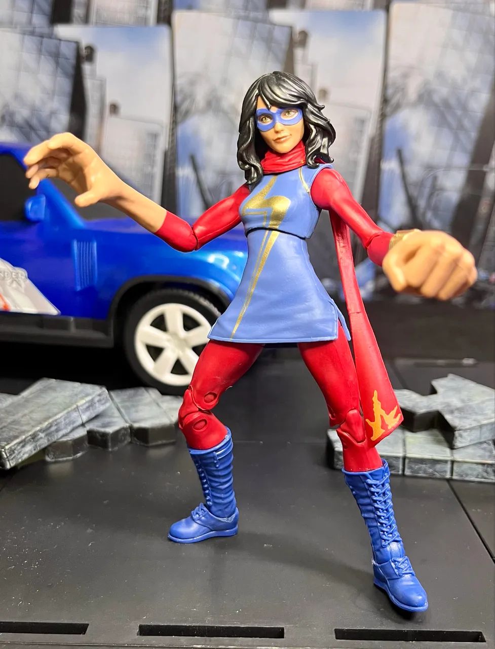 Marvel Legends Miss Marvel - Foto 4