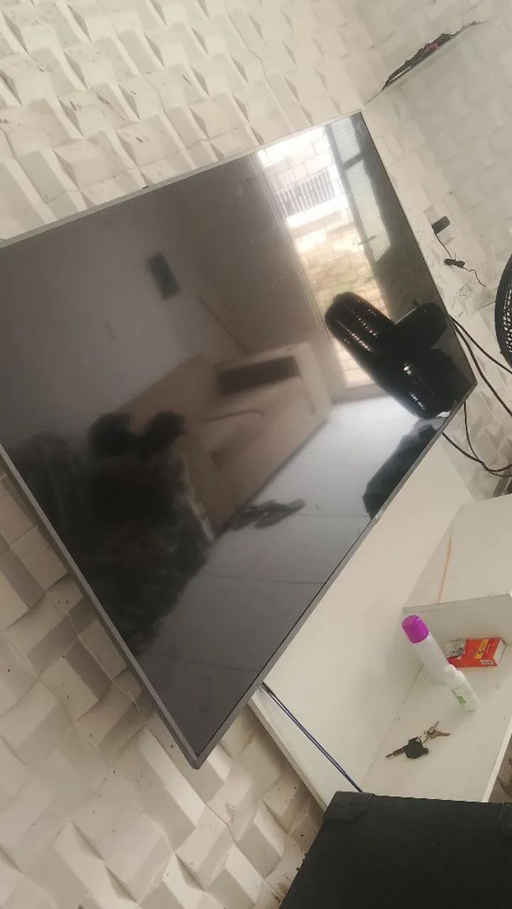 Tv smart plhilco 60 pole