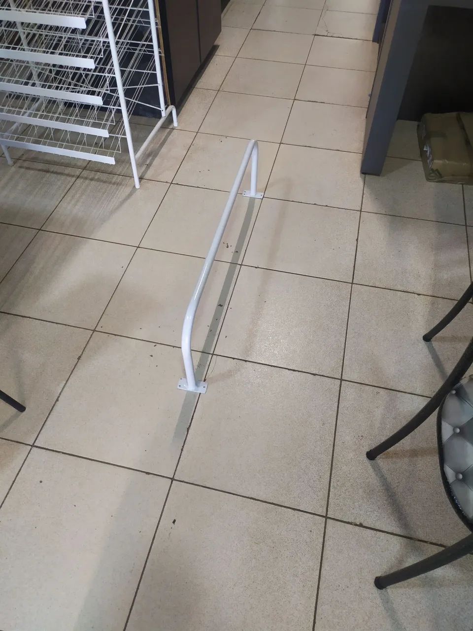 Arara de Parede  - Foto 3