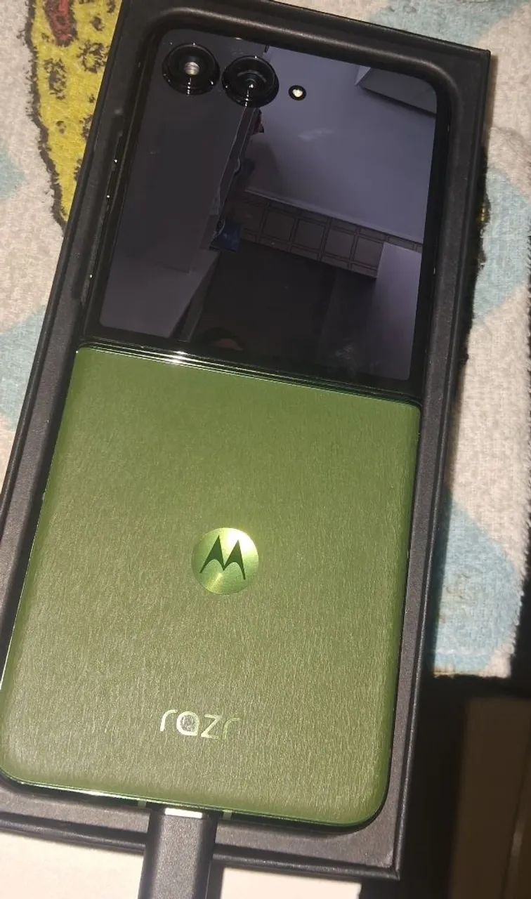 Motorola razr 50 ultra 5g forest green 512 GB