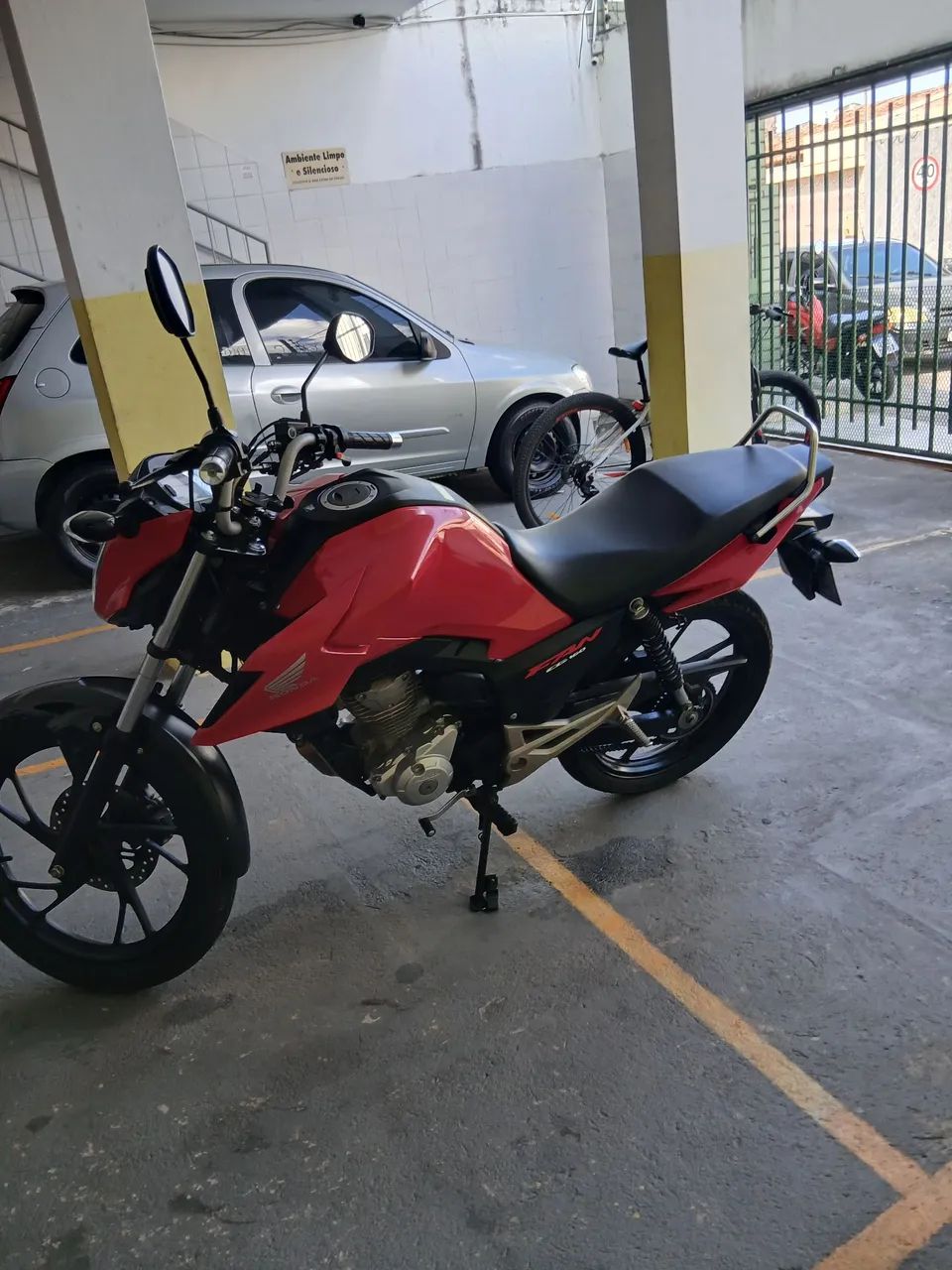 Moto tá zera