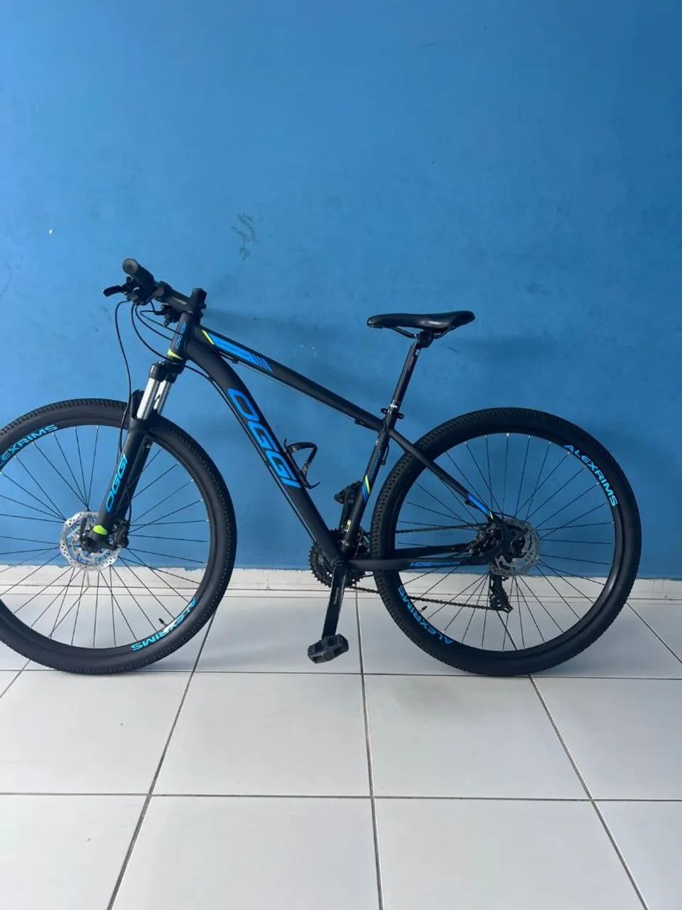 Bicicleta OGGI Hacker HDS Aro 29