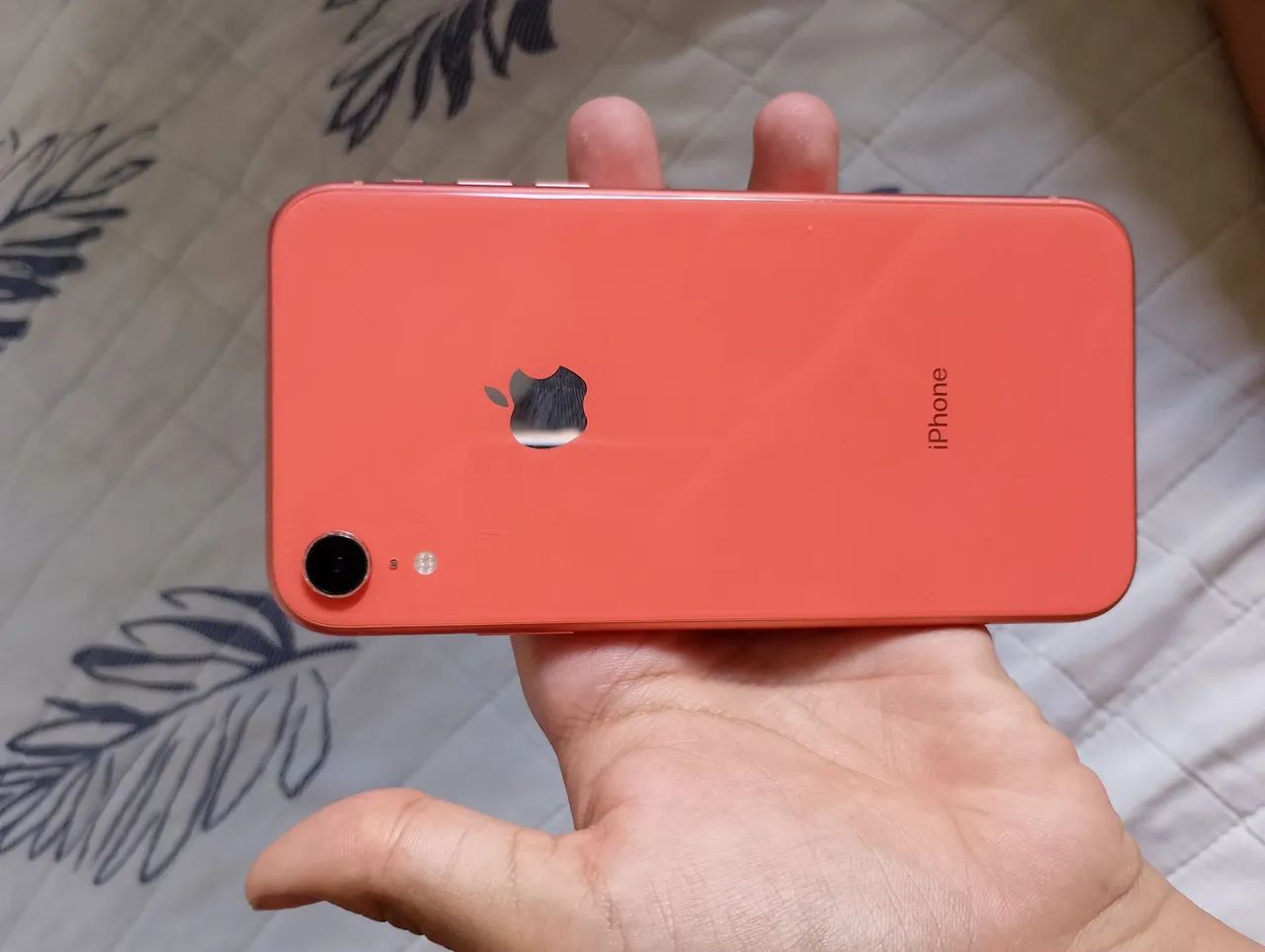 iPhone XR 420252155129384961