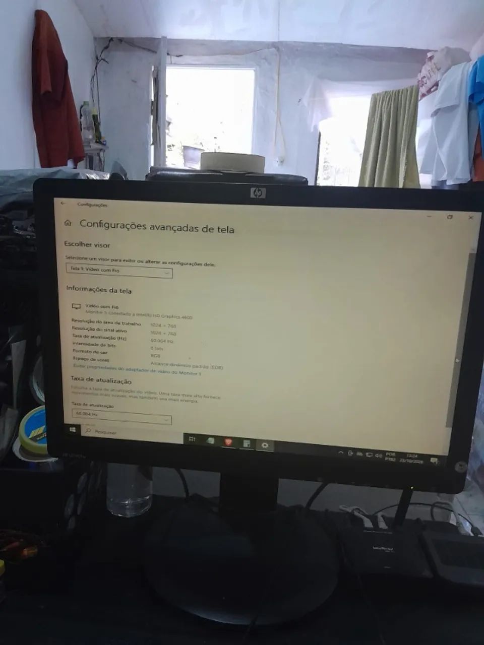 monitor conservado funcionando