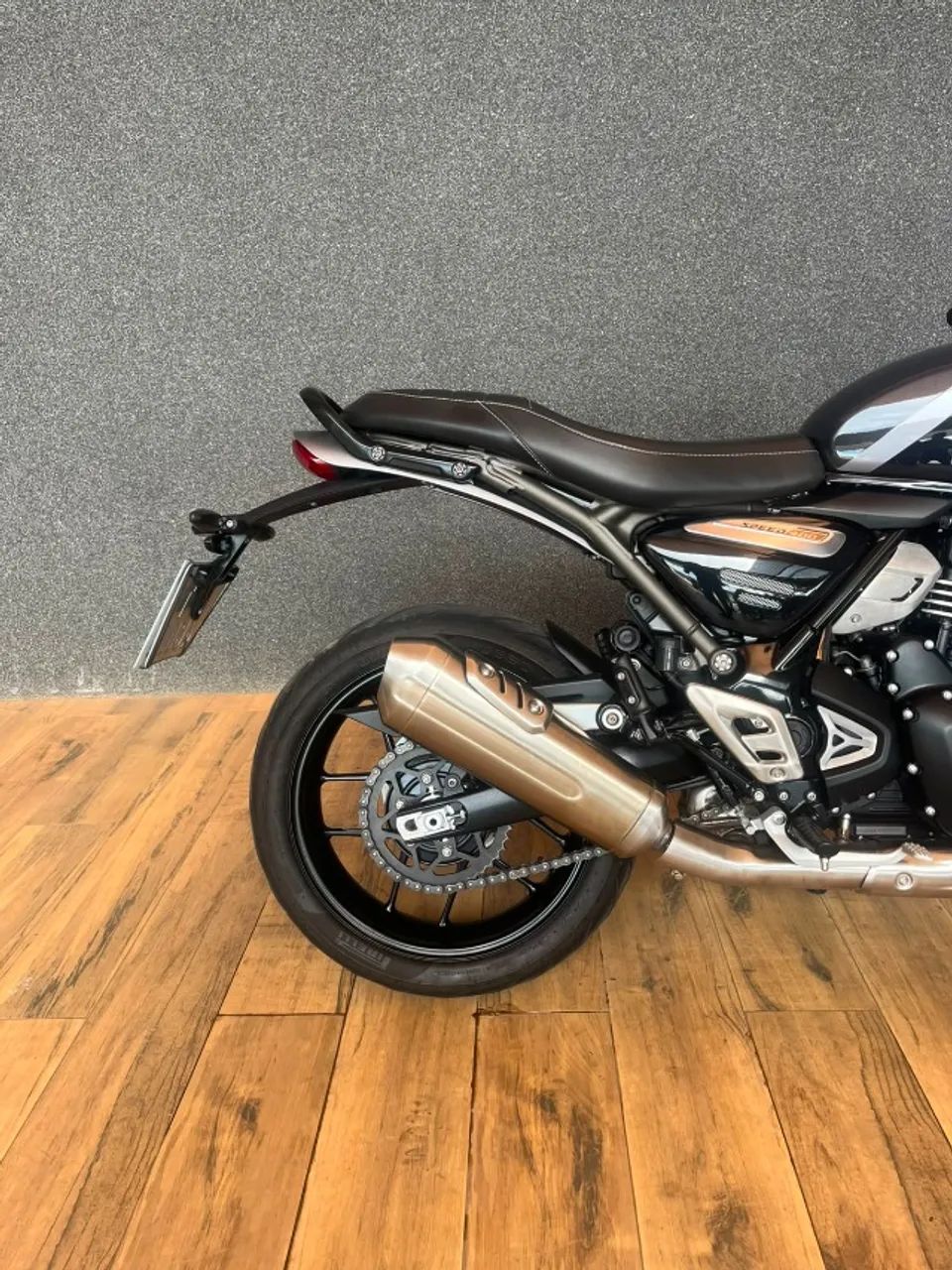 TRIUMPH SPEED 400 - Foto 4