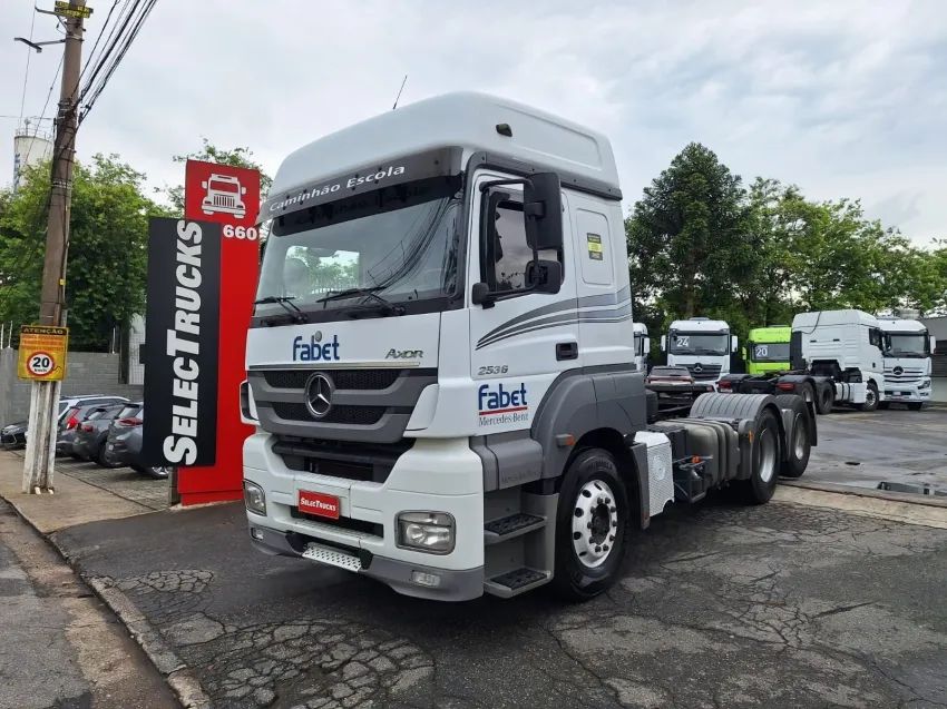 Mercedes Benz Axor 2536 LS 19/20 6x2. - Foto 3