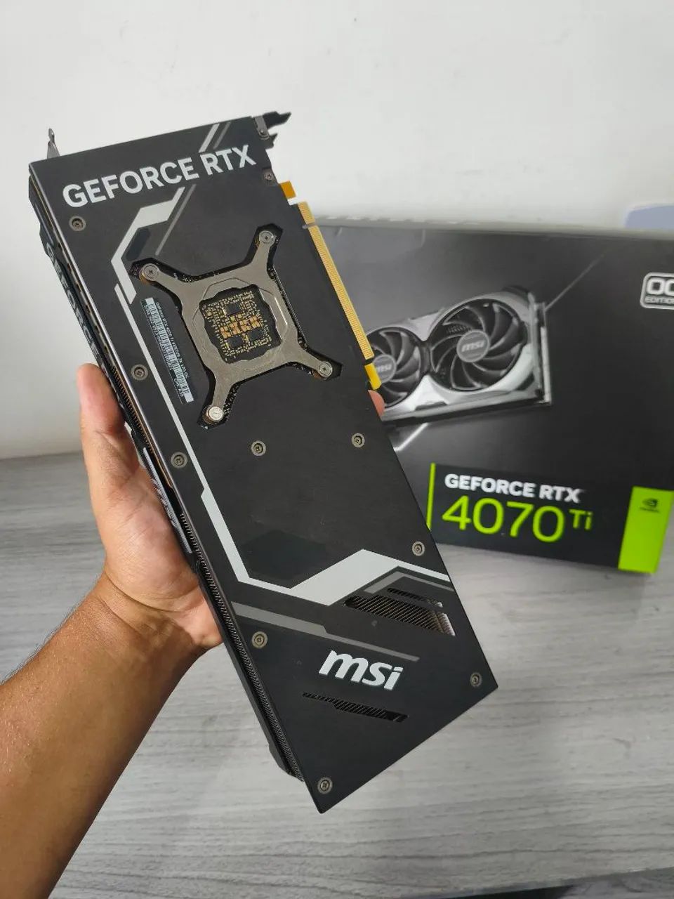 RTX 4070TI 12GB MSI VENTUS 3X  - Foto 2