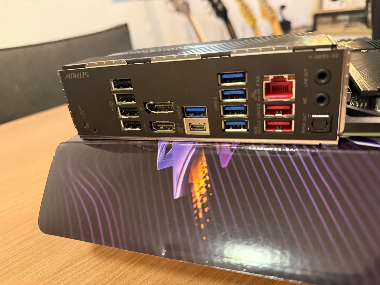 Placa mãe - B650m Aorus Elite - AM5 - Foto 2