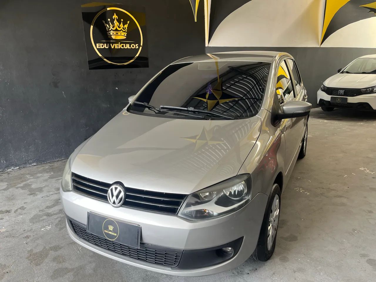 Volkswagen Fox Fox 1.0 Mi Total Flex 8V 3p 2013