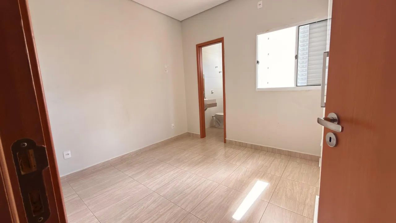 VENDO CASA JARDIM KARAIBA