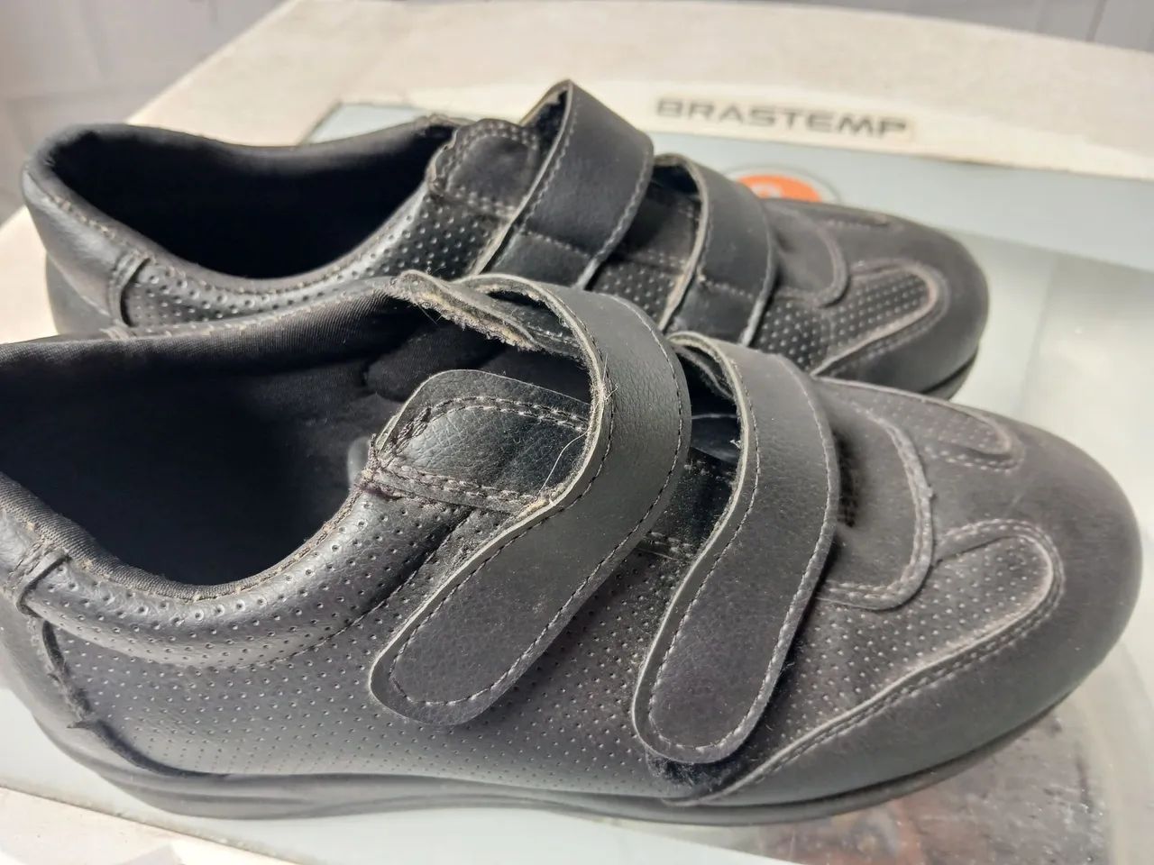 Vendo tênis - Foto 2