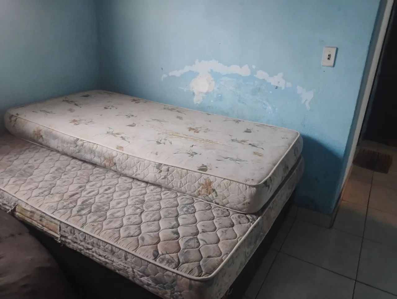 Cama box de casal 