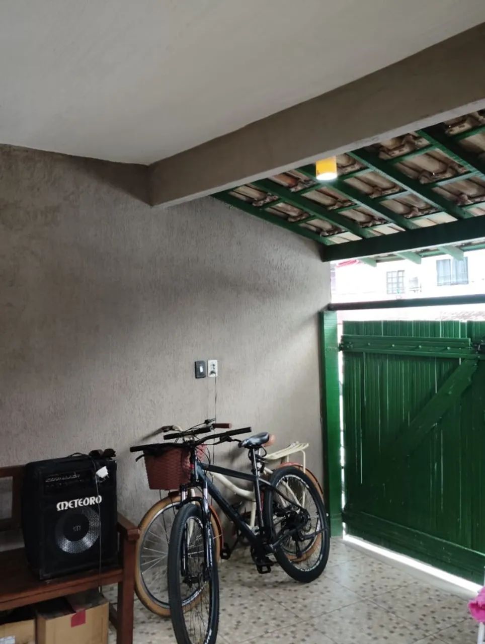 Vendo 2 casas em Piratininga 