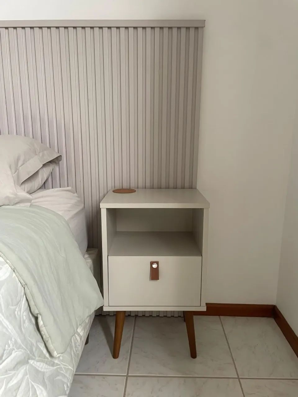 Conjunto cabeceira + 2 mesas de cabeceiras - Foto 2