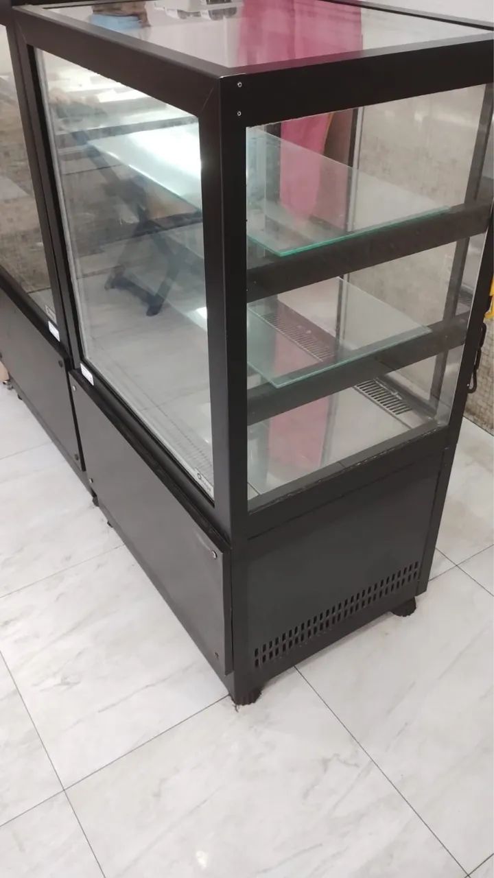Expositor Refrigerado para Doces e Tortas  - Foto 3