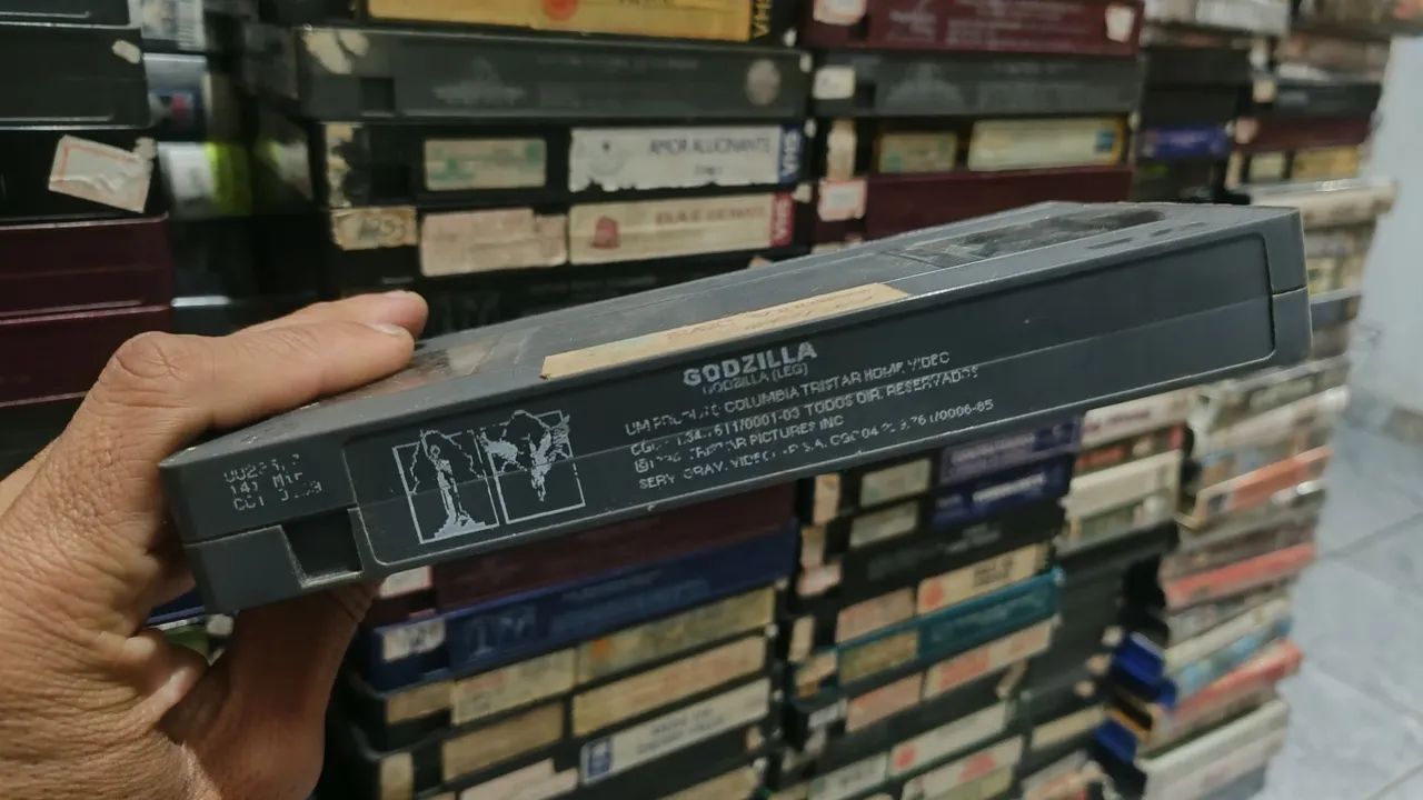 VHS Godzilla legendado  - Foto 3