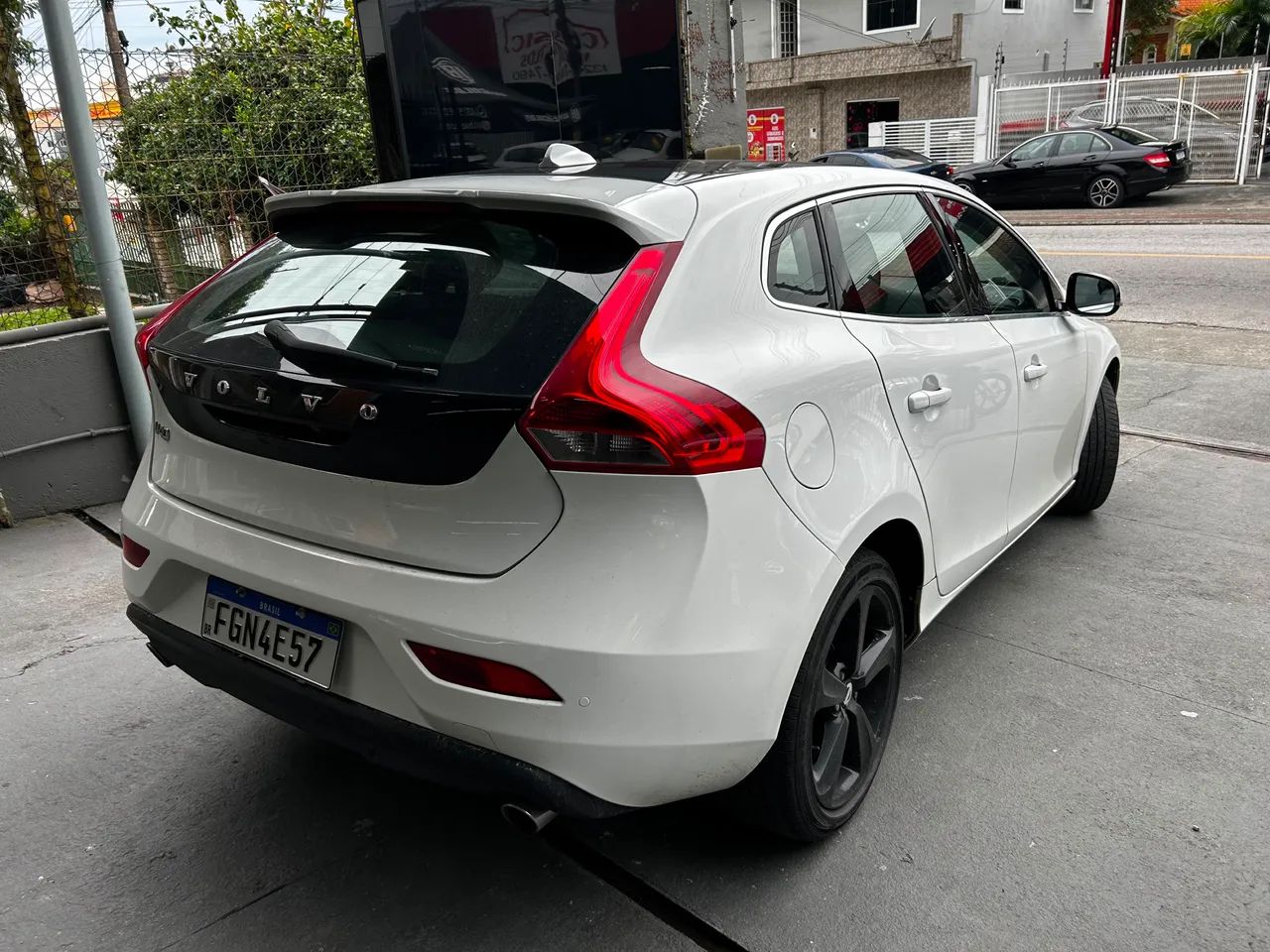 Volvo V40 T-4 2.0 Aut./mec. 2014 - Foto 5