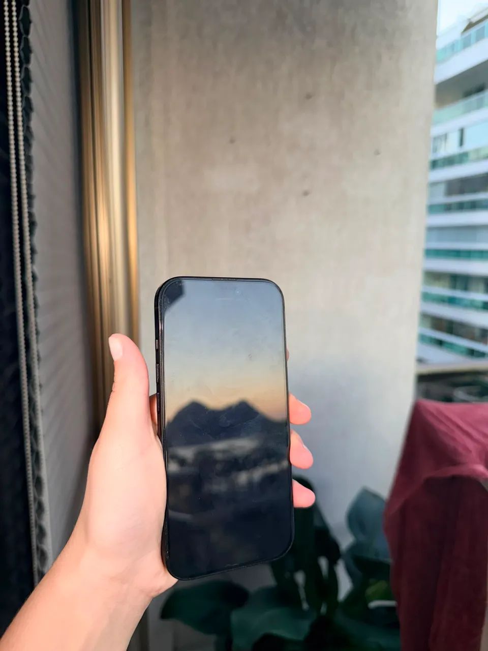 Iphone 16 pro 128gb - Foto 2