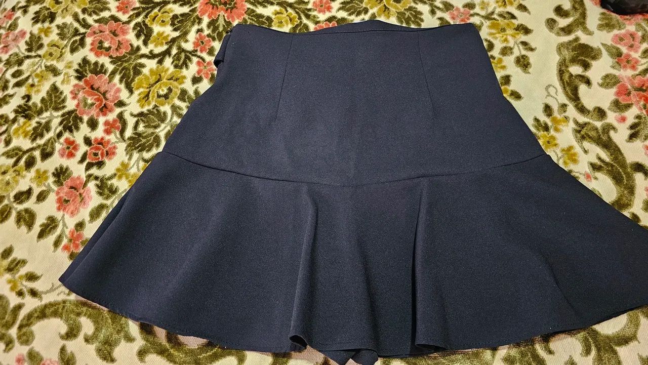Saia zara/shorts preta P/m - Foto 5