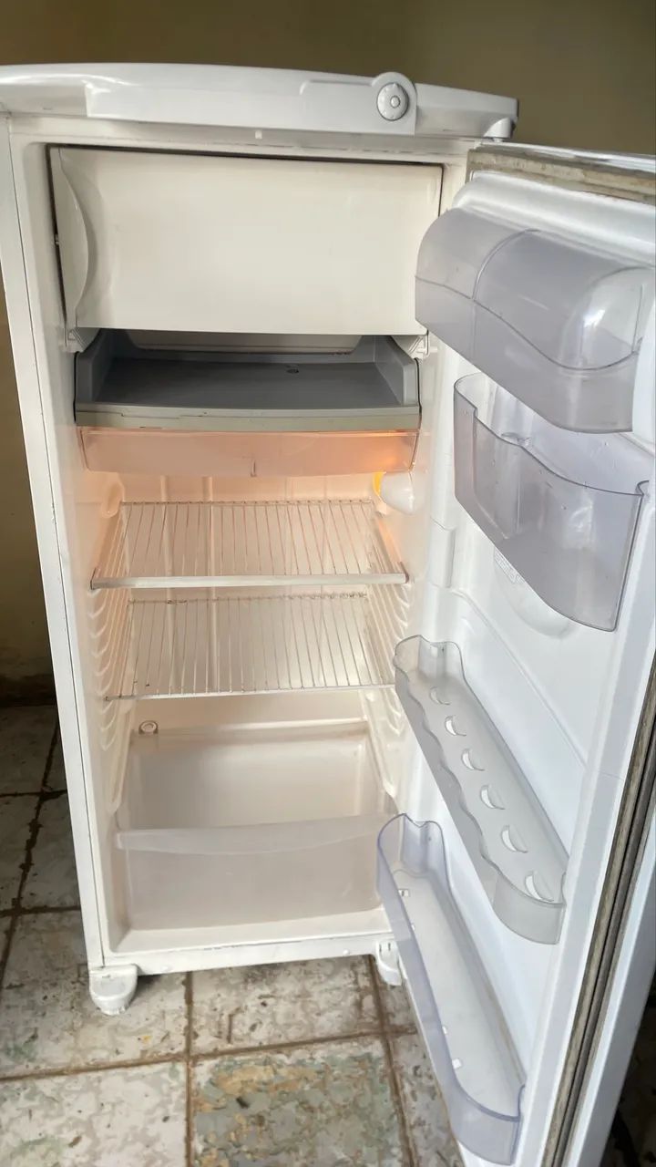 Vendo 699$ funcionando  - Foto 4