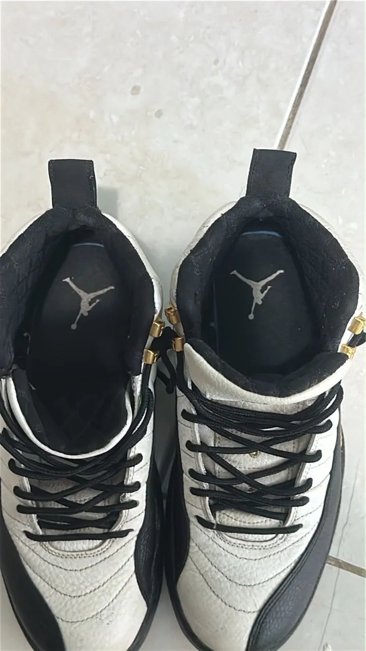 Tênis Jordan 12 Black and White Retrô