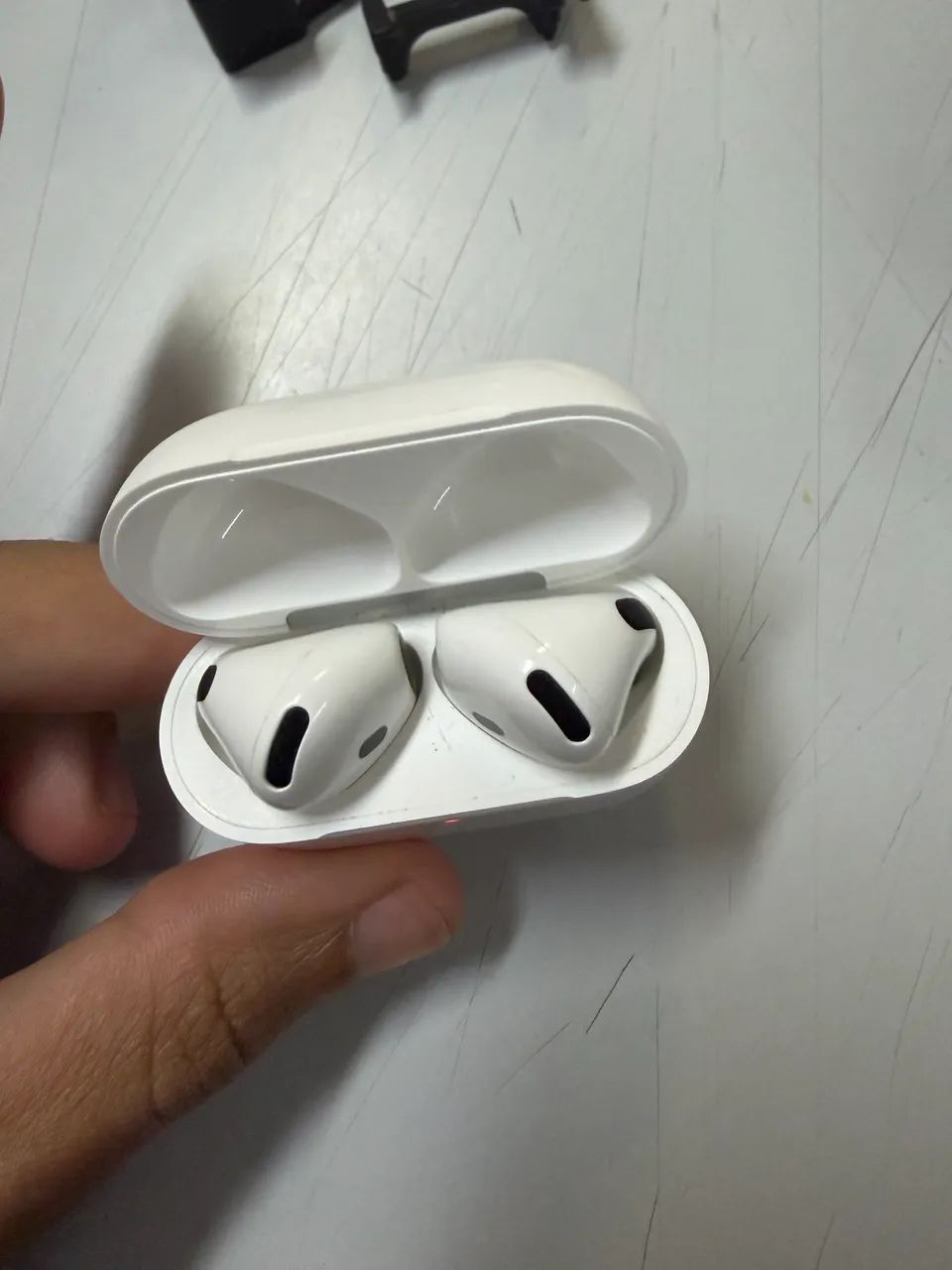 AirPods 4 c/ cancelamento ruído  - Foto 3
