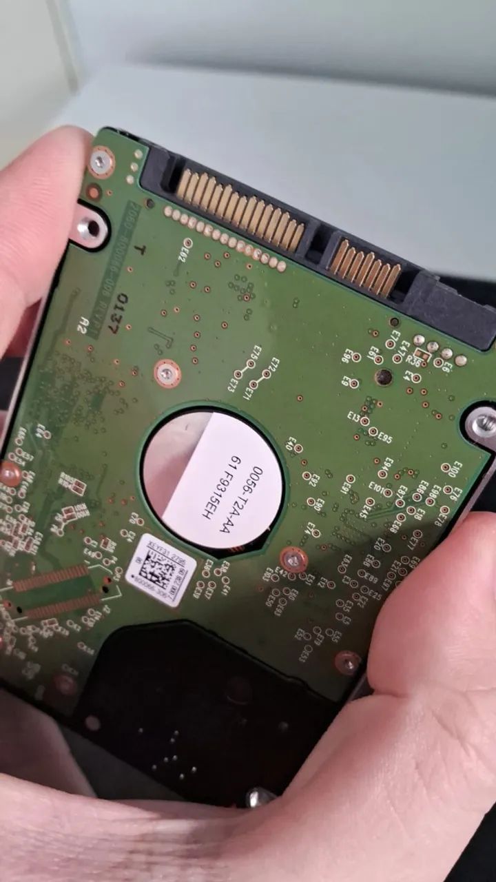 BARBADA! HD 1TB EM ÓTIMO ESTADO! - Armazenamento - São José
