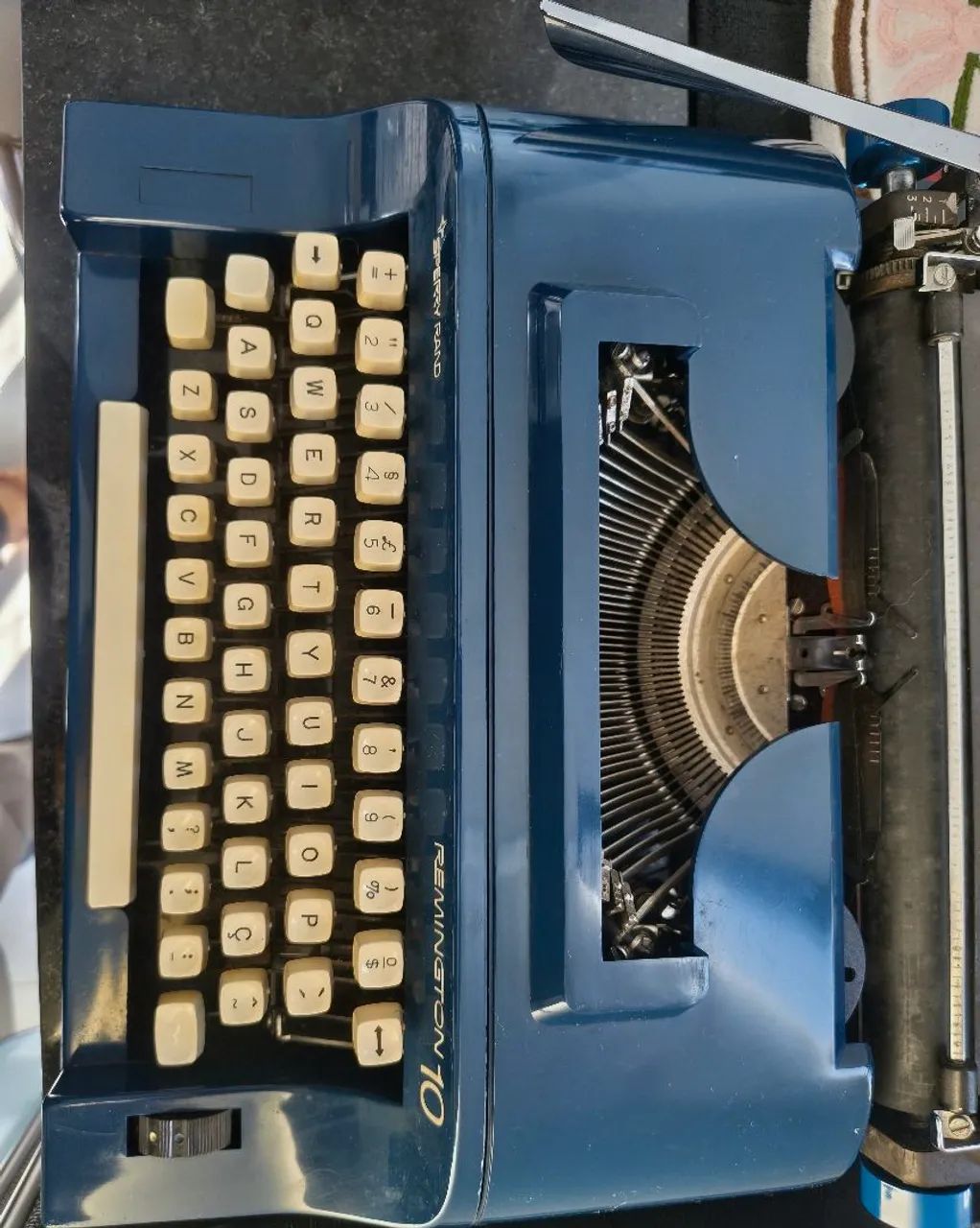 Máquina de escrever - Foto 4