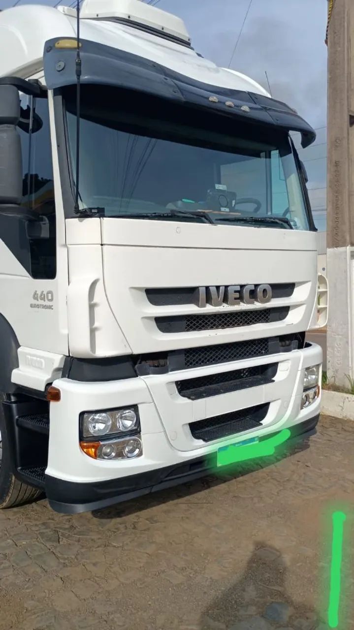 IVECO STRALLIS 440 . R$ 85.000,00 + parcelas 