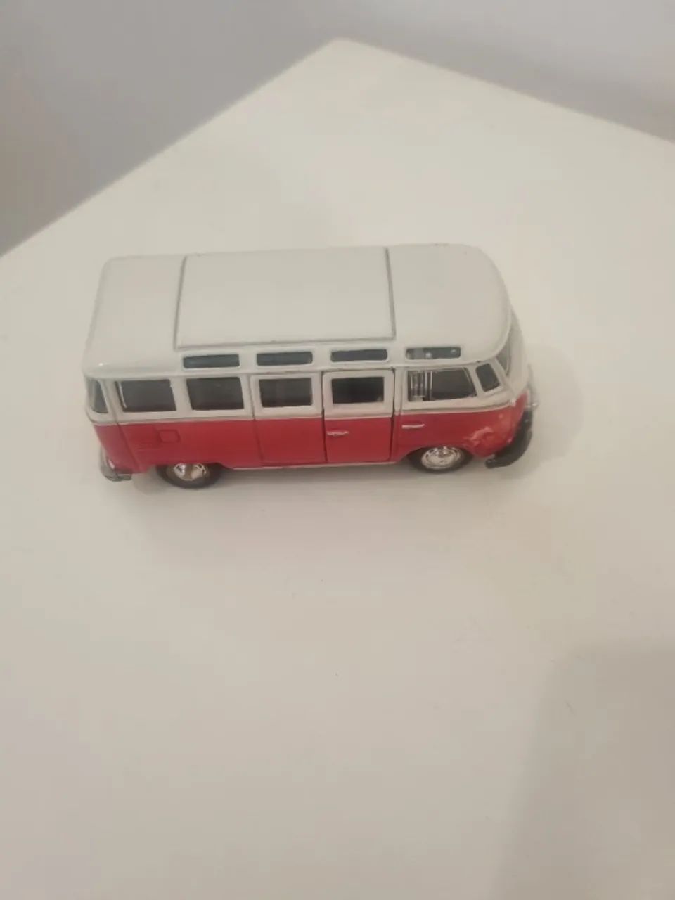 Carrinho de ferro kombi maisto