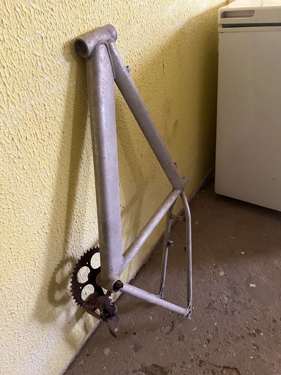 Quadro de bicicleta caloi - Foto 2