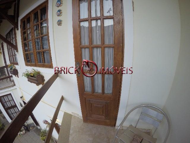 Linda casa duplex em bairro nobre de Teresópolis - Foto 15