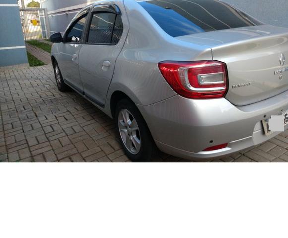 Oferta logan 1.6 dinamique HI-FLEX 1.6 8V com gnv prata impecável 2014 !!! - Foto 8