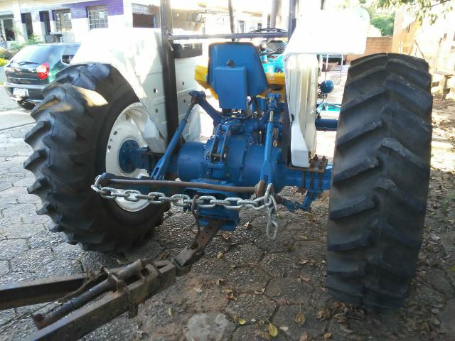 Vendo trator Ford 4610 ano 1987 - Foto 3