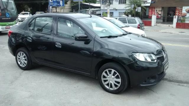 Renault Logan Expression 1.6 Manal 2019 - Foto 2