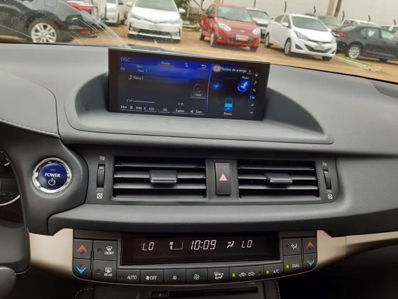 CT200H F-SPORT 1.8 16V HIBRID AUT. - Foto 3