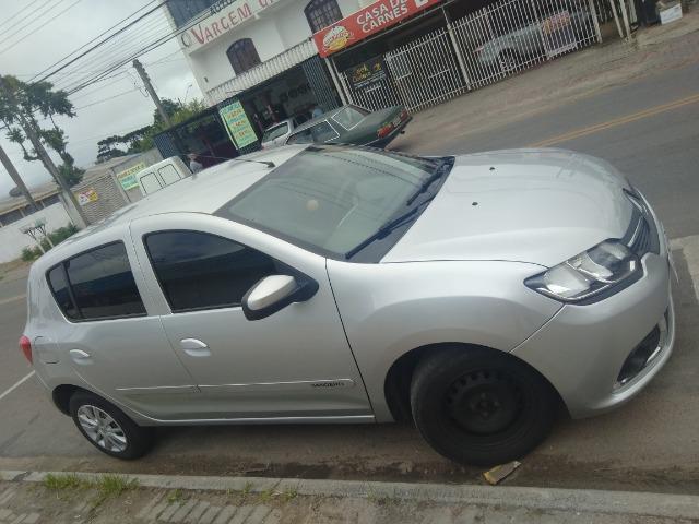 Carro aceito troca por moto 150 ou 160 e o restante vc me da em dinheiro - Foto 4