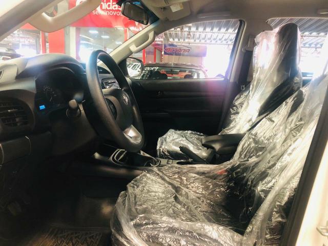 Toyota hilux sr diesel 4x4 mecanica 2018 2019 - Foto 4