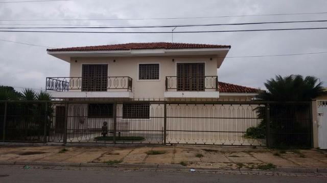 Casa comercial naRua C 185 próximo Hospital Promed
