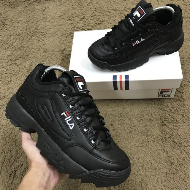 fila disruptor preto com branco