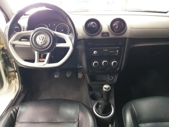 Vw Saveiro Cross Gnv troco carro ou moto maior ou menor valor e financi - Foto 16