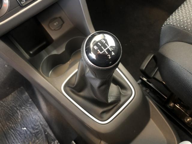 VOLKSWAGEN FOX 1.6 MSI TOTAL FLEX CONNECT 4P MANUAL. - Foto 8