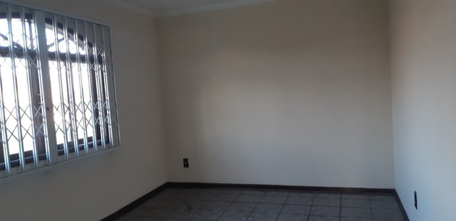 Alugo Sobrado piso superior com 3 dormitórios no bairro Paranaguamirim - Joinville/SC - Foto 6