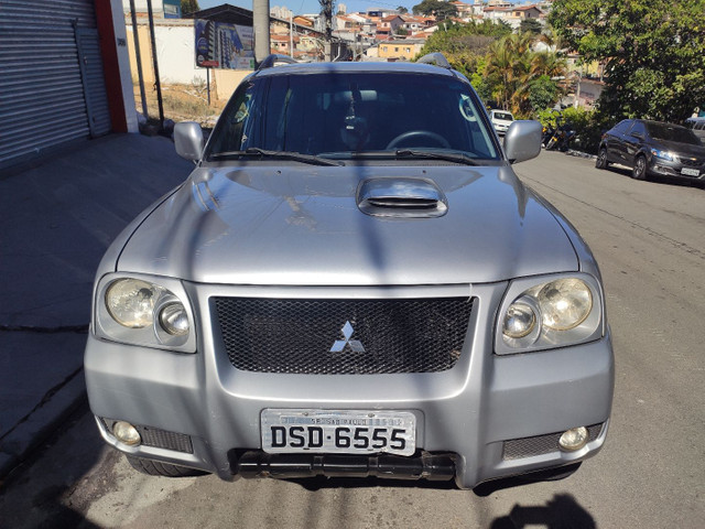 Pajero Sport hpe Prata V6 automática - Foto 3