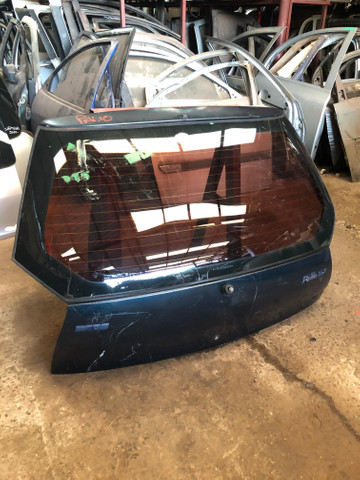 Tampa traseira Palio 98